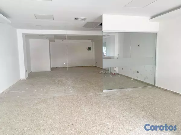 oficinas y locales comerciales - Alquiler local comercial en primer nivel  3