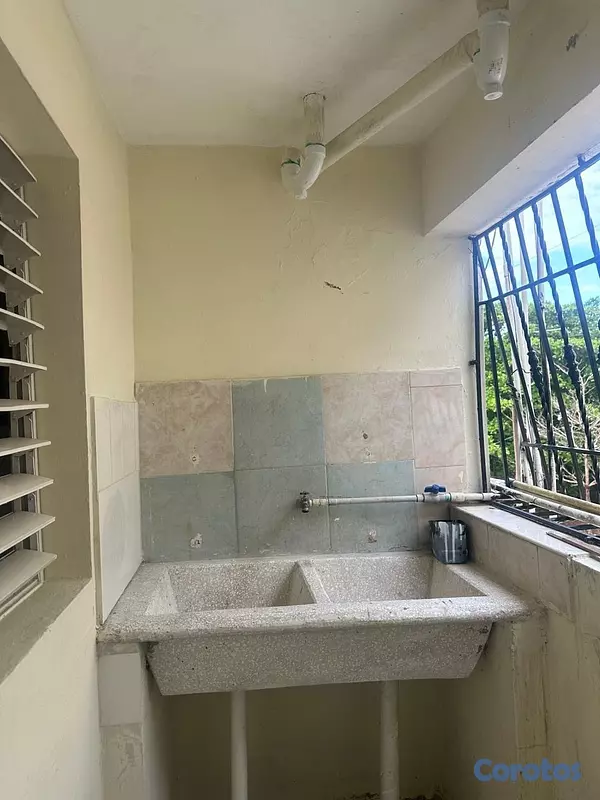 apartamentos - Alquilo apartamento en Invivienda, Sto Dgo. Este 4