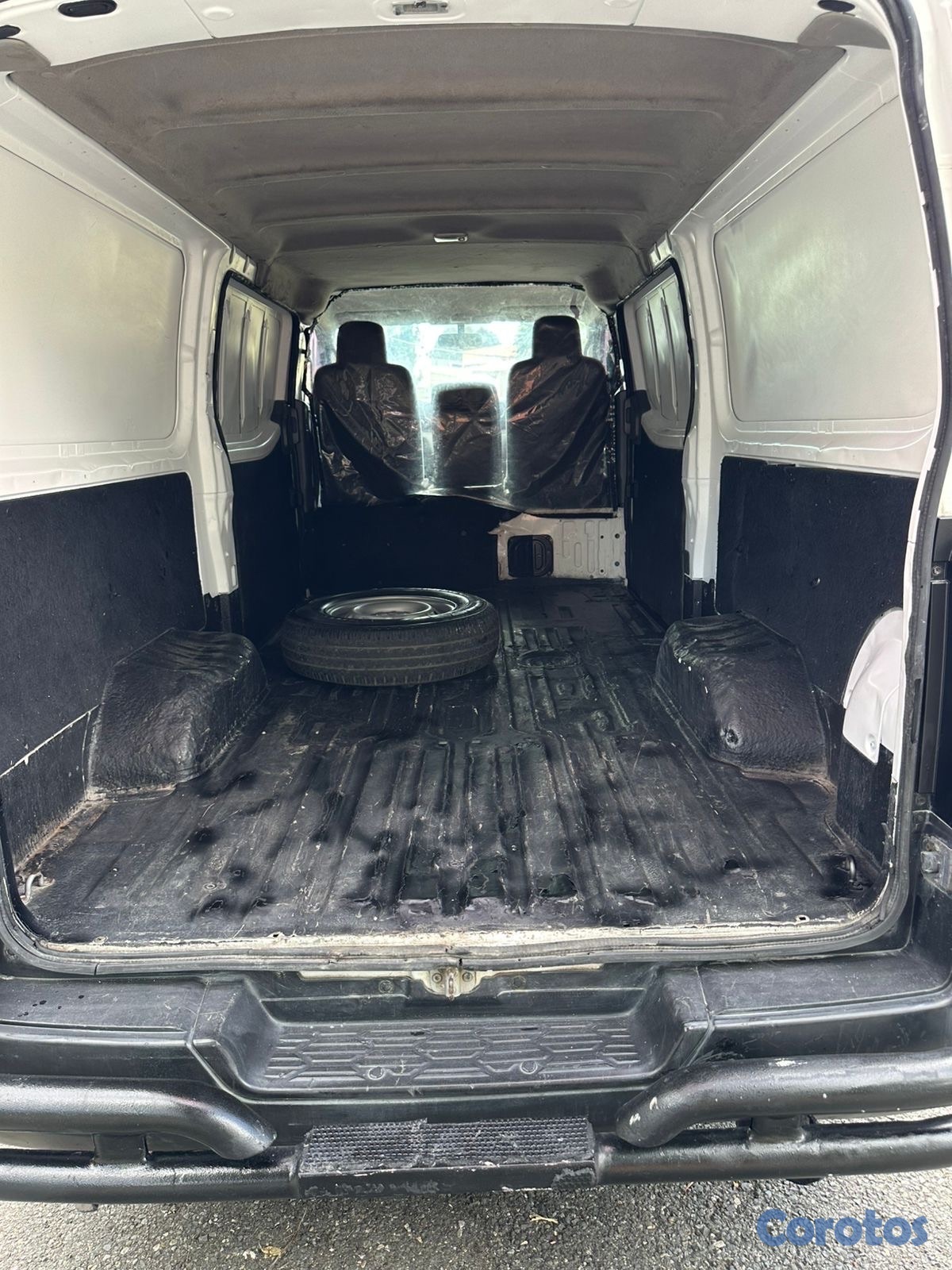 jeepetas y camionetas - ♻️NISSAN URVAN NV300 DE CARGA✅ 8