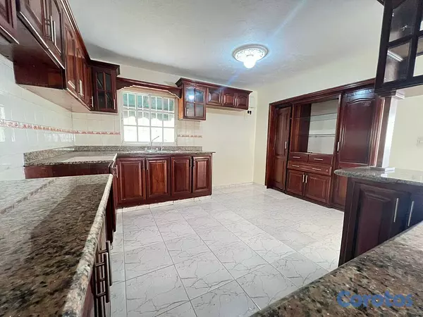 casas - Exclusiva Residencia En Zona De Alta Demanda, Los  8