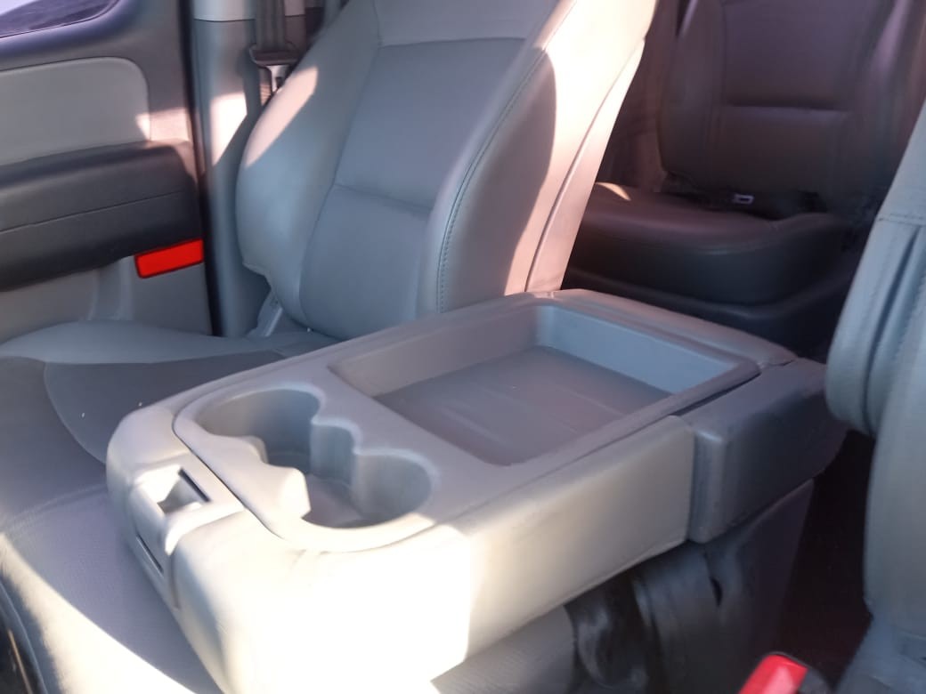 jeepetas y camionetas - HYUNDAI GRAND STAREX 2017 BLANCADESDE: RD$1,150.100 2