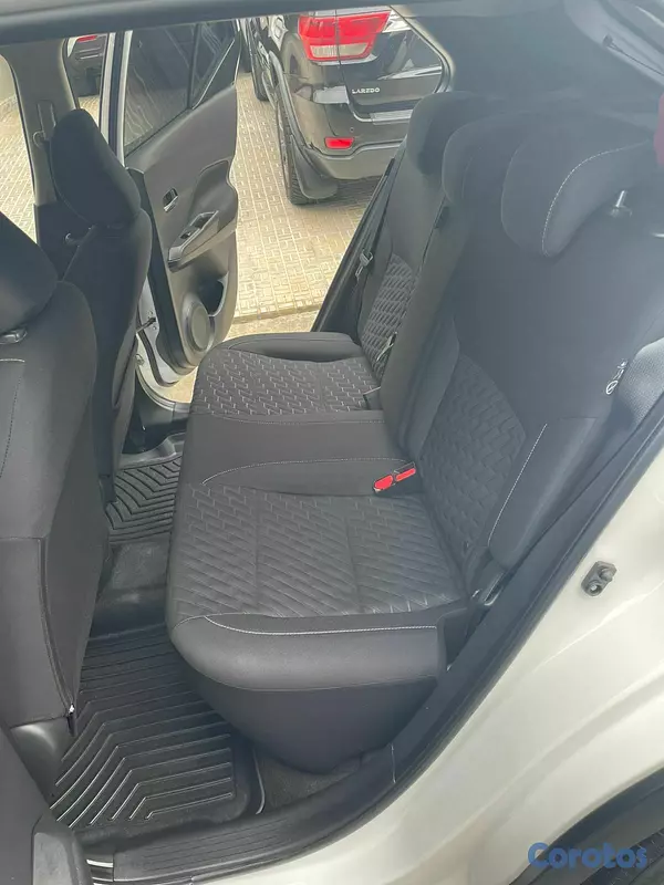 jeepetas y camionetas - Nissan Kicks 2023 8