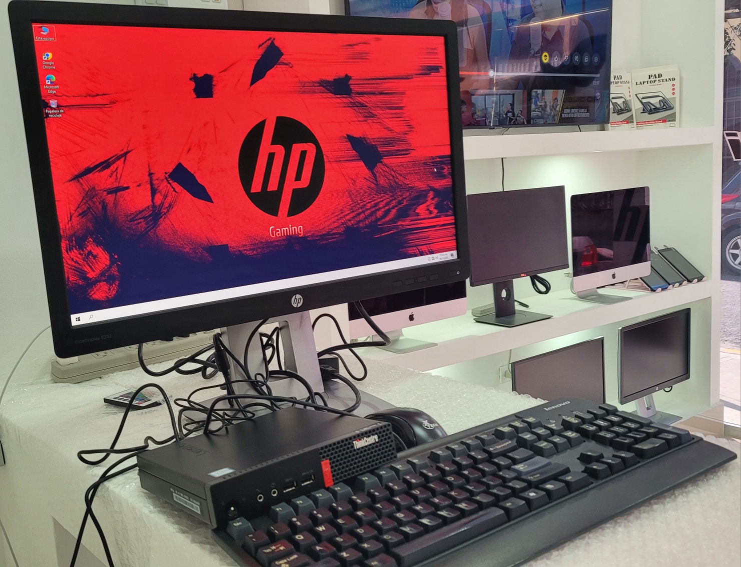 computadoras y laptops - Lenovo mini Cpu Core i7 7ma Gen Ram 8gb ddr4 Disco 256gb Solido Wifi 1