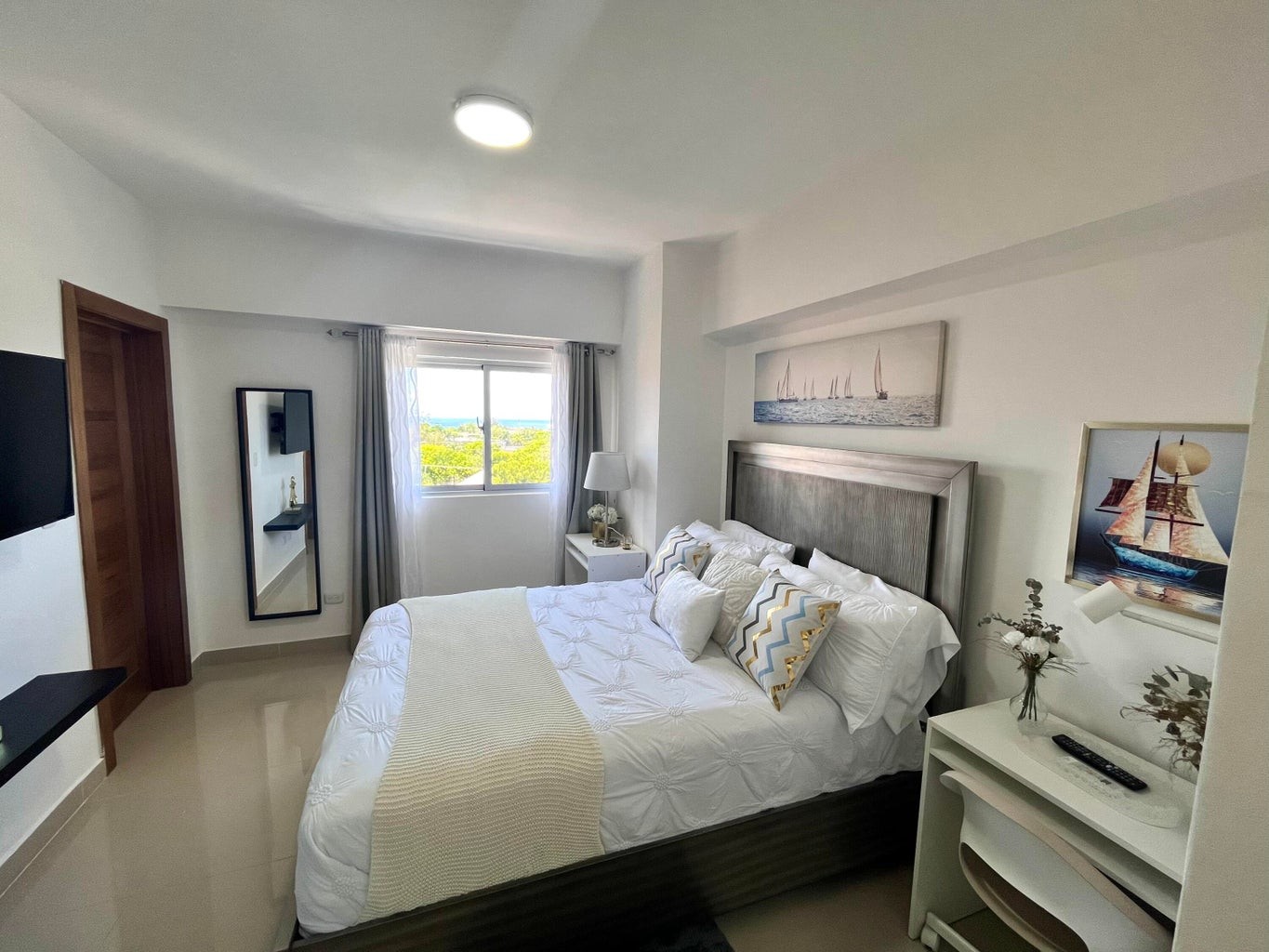 apartamentos - Precioso apartamento totalmente amueblado de 3 habitaciones mas servicio. 7