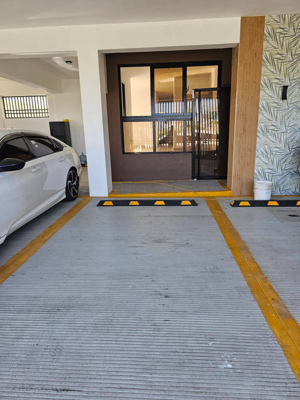 apartamentos - Exclusivo Apto con Patio Privado y Finos Acabados 9