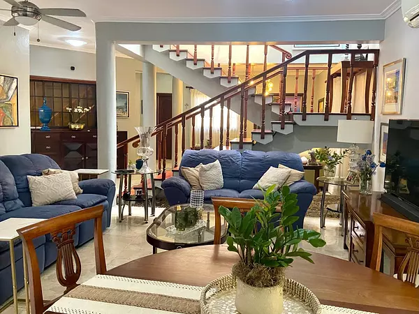 casas - Hermosa casa en La Castellana, Distrito Nacional  7