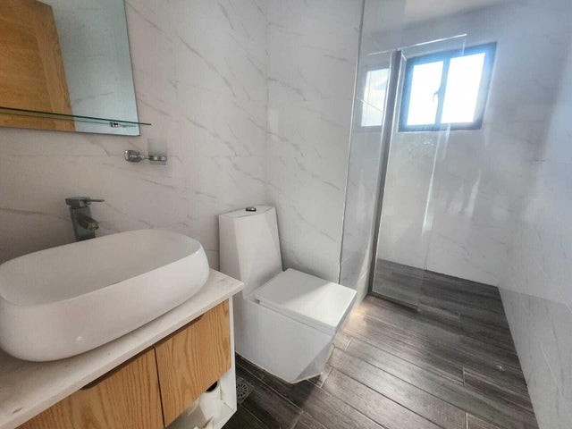 apartamentos - Apartamento en venta #24-1923 El Millón piso medio, ascensor. 8