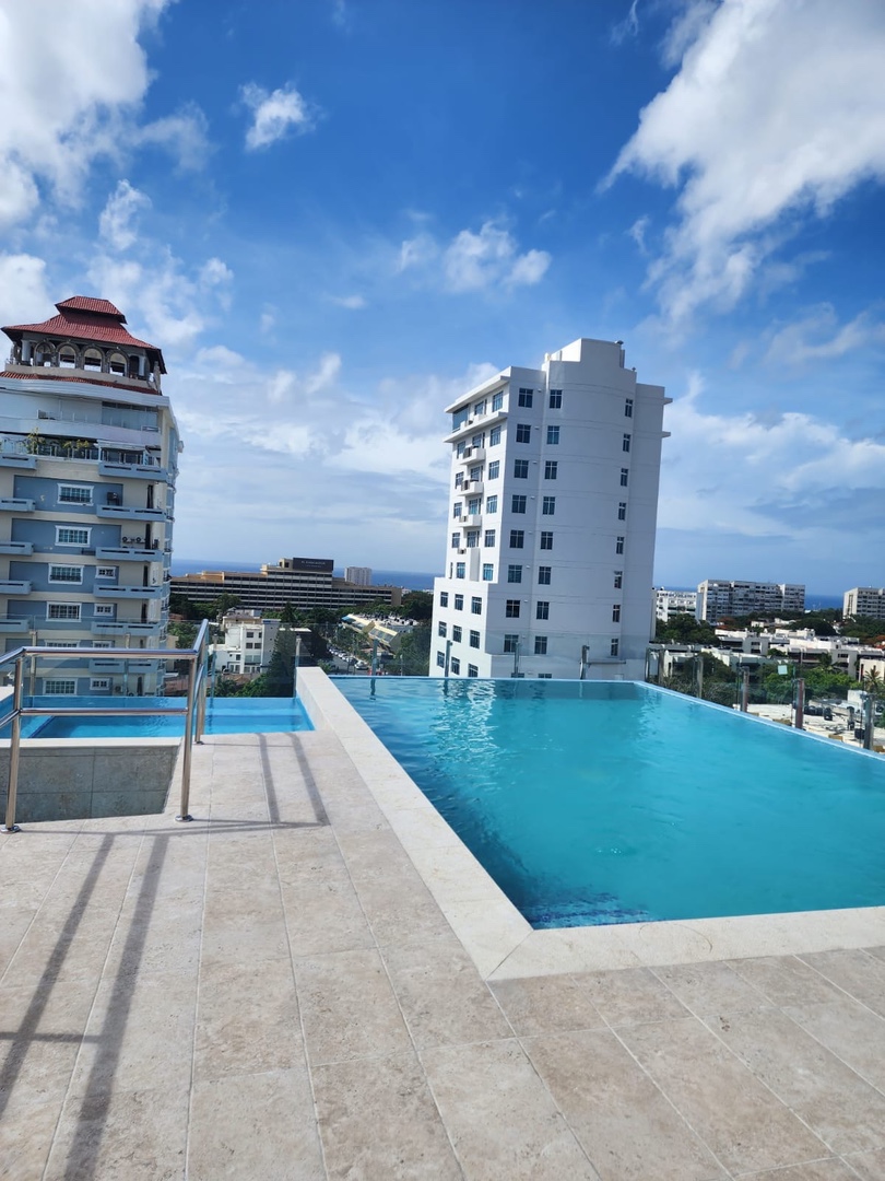 apartamentos - Alquiló bellla vista línea blanca dos hab 2.5 baños balcón dos parqueos servicio 9