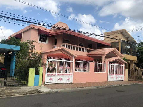 casas - Casa en venta en Lucerna, carretera mella  kmt 8 1/2 Santo Domingo  Oeste