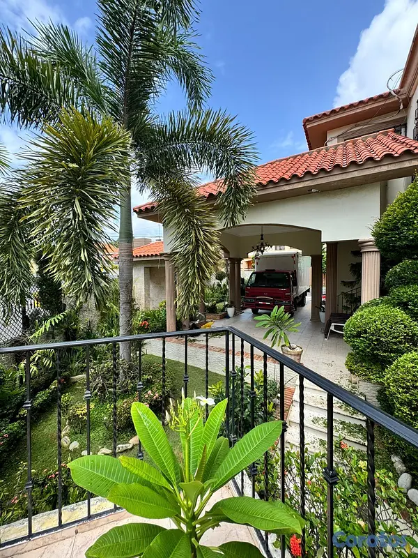 casas - Casa en venta en Altos de  Arroyo Hondo III  Códig 5