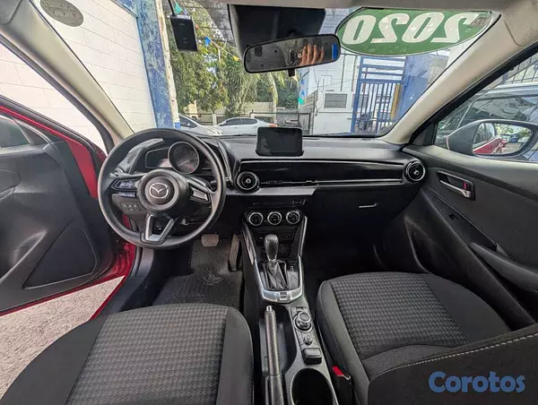 carros - MAZDA DEMIO 2020 10