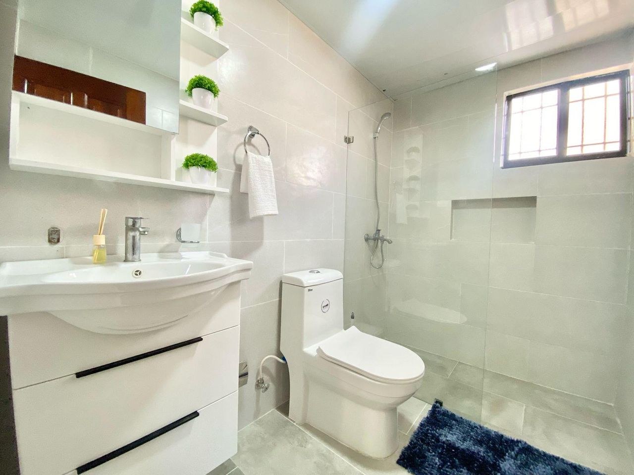 apartamentos - Alquiler Amueblado en Evaristo cerca a Avenidas 1