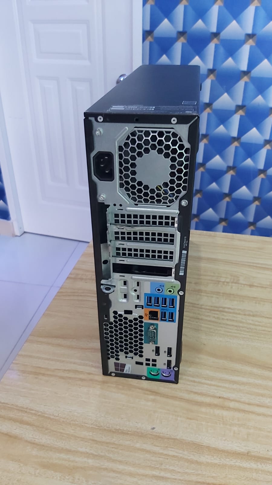 computadoras y laptops - CPU HP Elitedesk 800 G2 Intel Core i7 de 7ma 16GB  2