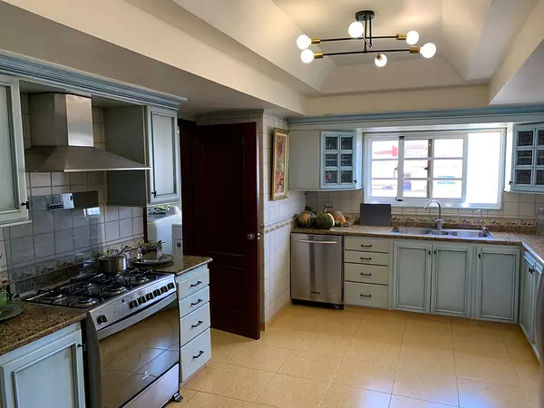 penthouses - Penthouse de 3 niveles y 6 parqueos, Bella Vista 9