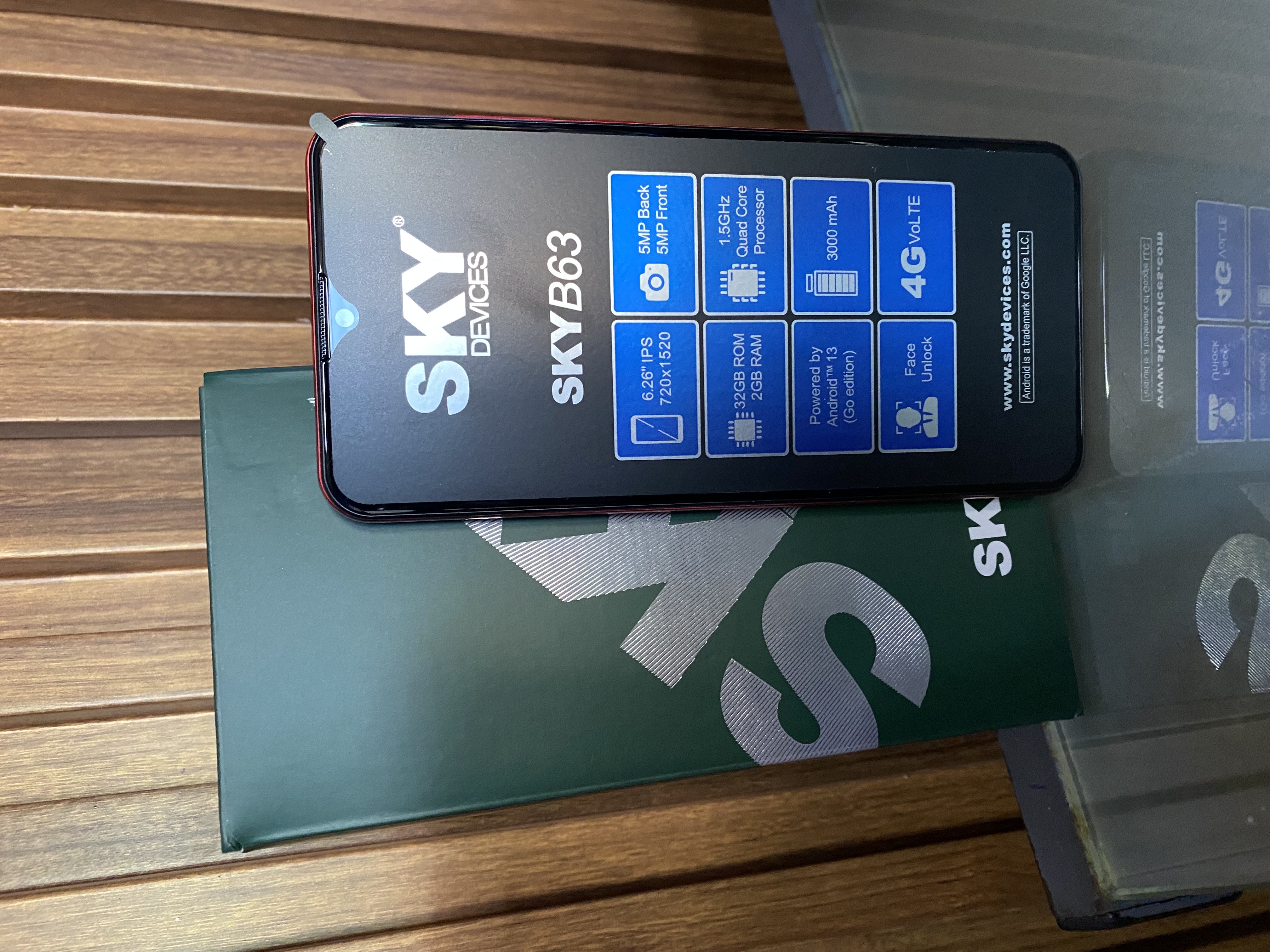 celulares y tabletas - SKY B63 32GB Dual sim  1