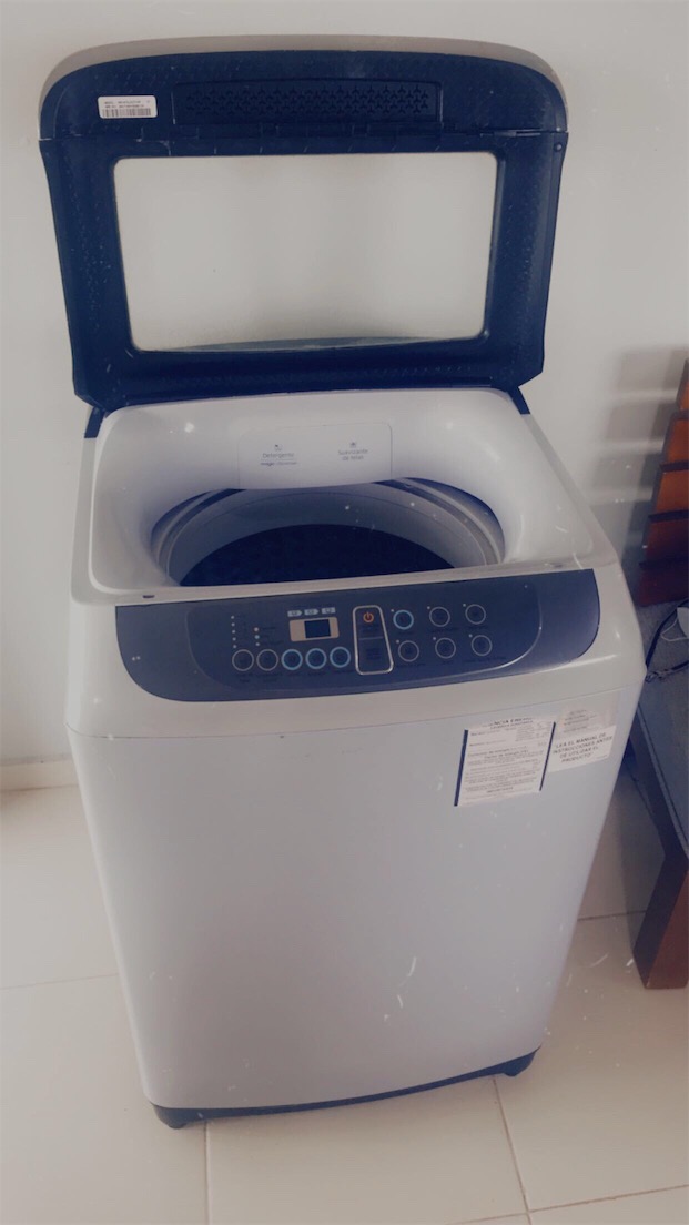 Lavadora automática Samsung.. como nueva de 14 kilos