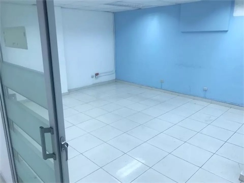 oficinas y locales comerciales - Local en primer nivel 258 m  5