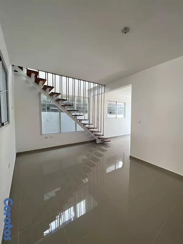 casas - Venta de casa en proyecto cerrado con piscina en la autopista de san Isidro 9