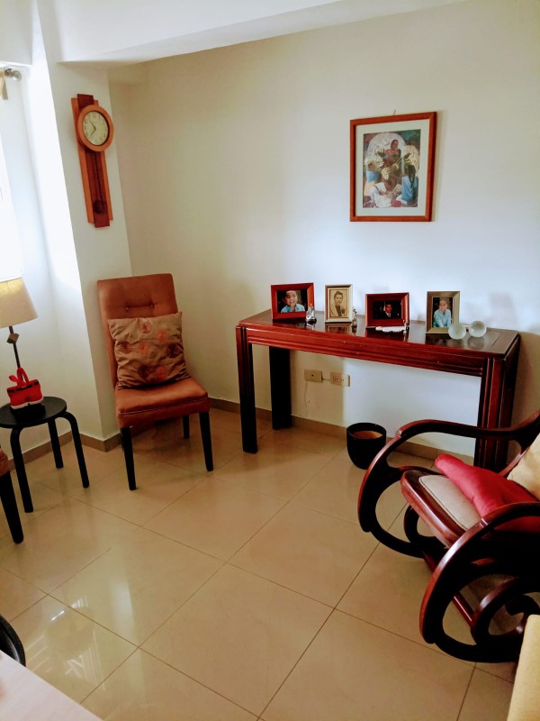 apartamentos - Vendo Apartamento en el Residencial Los Senderos, detrás de Carrefour.
3er.piso
 7