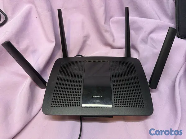 otros electronicos - LINKSYS WIFI ROUTER CON FIRMWARE ERT 5