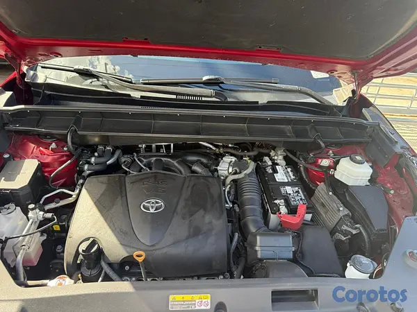 jeepetas y camionetas - Toyota highlander XLE  2020 5