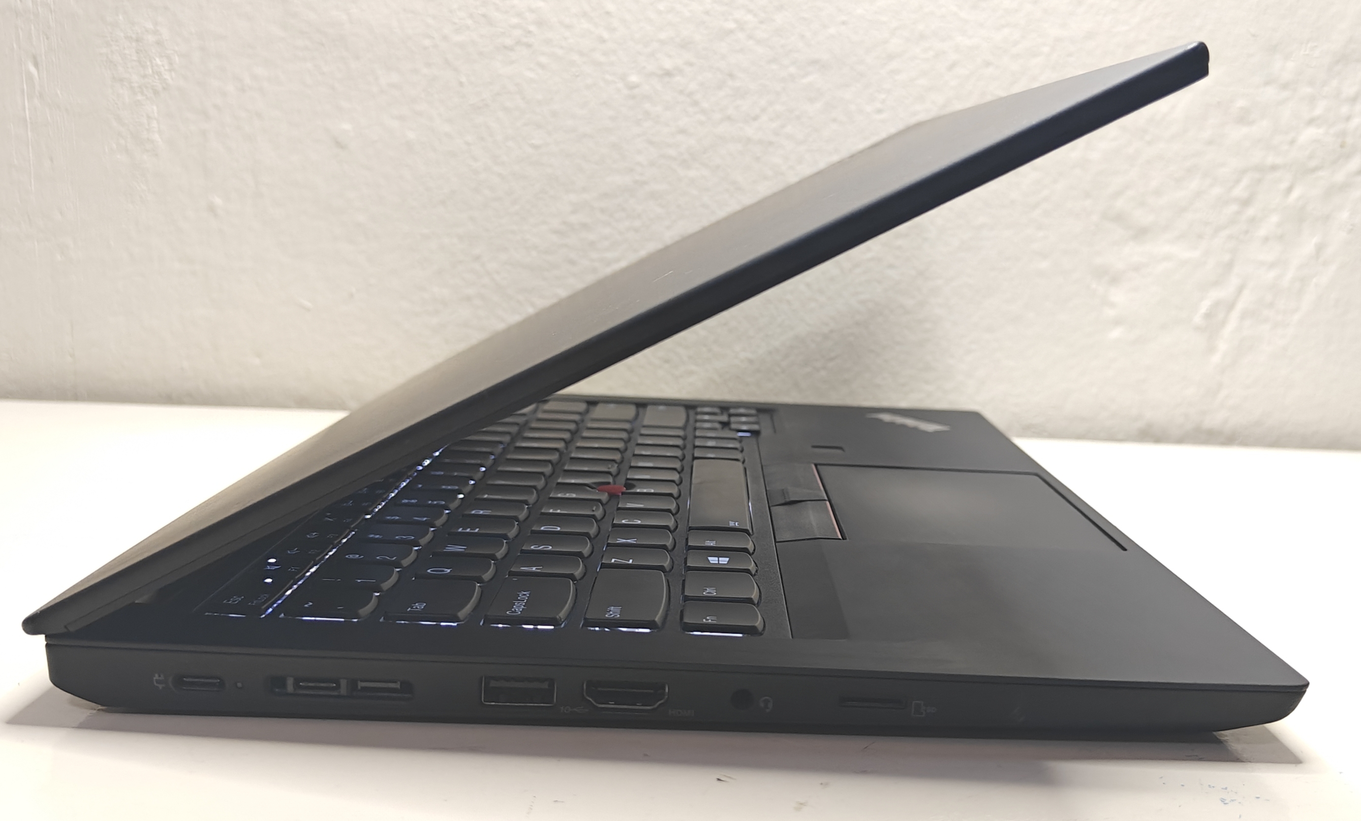 computadoras y laptops - LAPTOP 
LENOVO THINKPAD T495 4