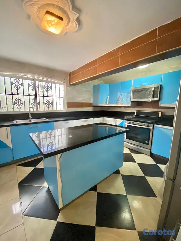 casas - CASA EN VENTA EN BELLA VISTA SUR 11