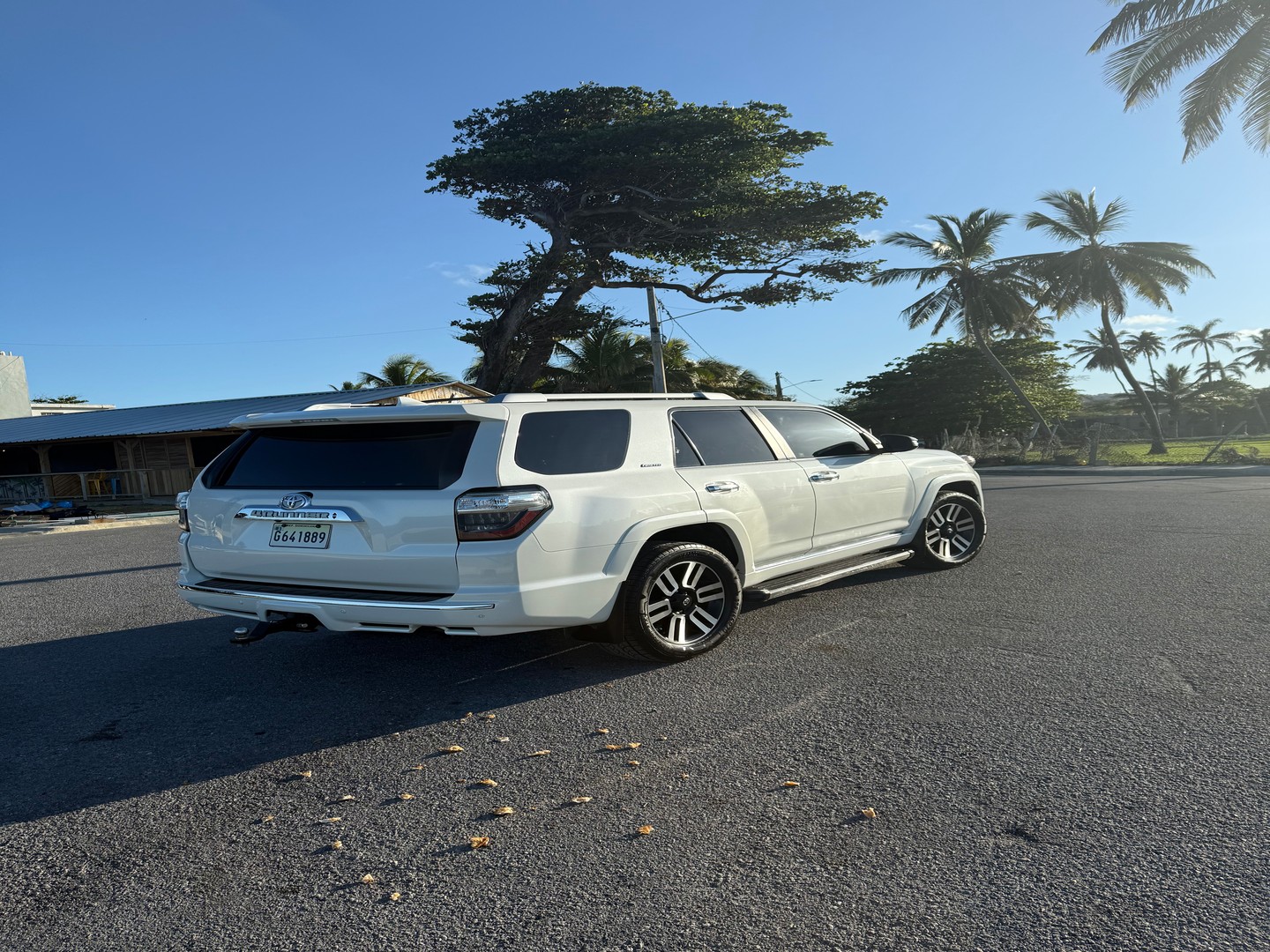 jeepetas y camionetas - 🚙 TOYOTA 4RUNNER LIMITED 4X4 – AÑO 2020 (Americana) 3