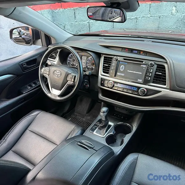 jeepetas y camionetas - TOYOTA HIGHLANDER LE PREMIUM 2018 9