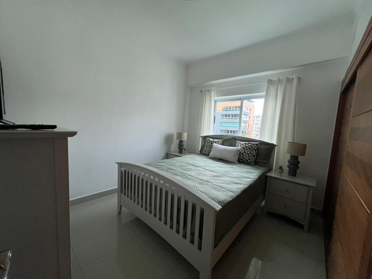 apartamentos - Sin Intermediarios En renta Aproximadamente 150 mts2. Sin cuarto del servicio.  10