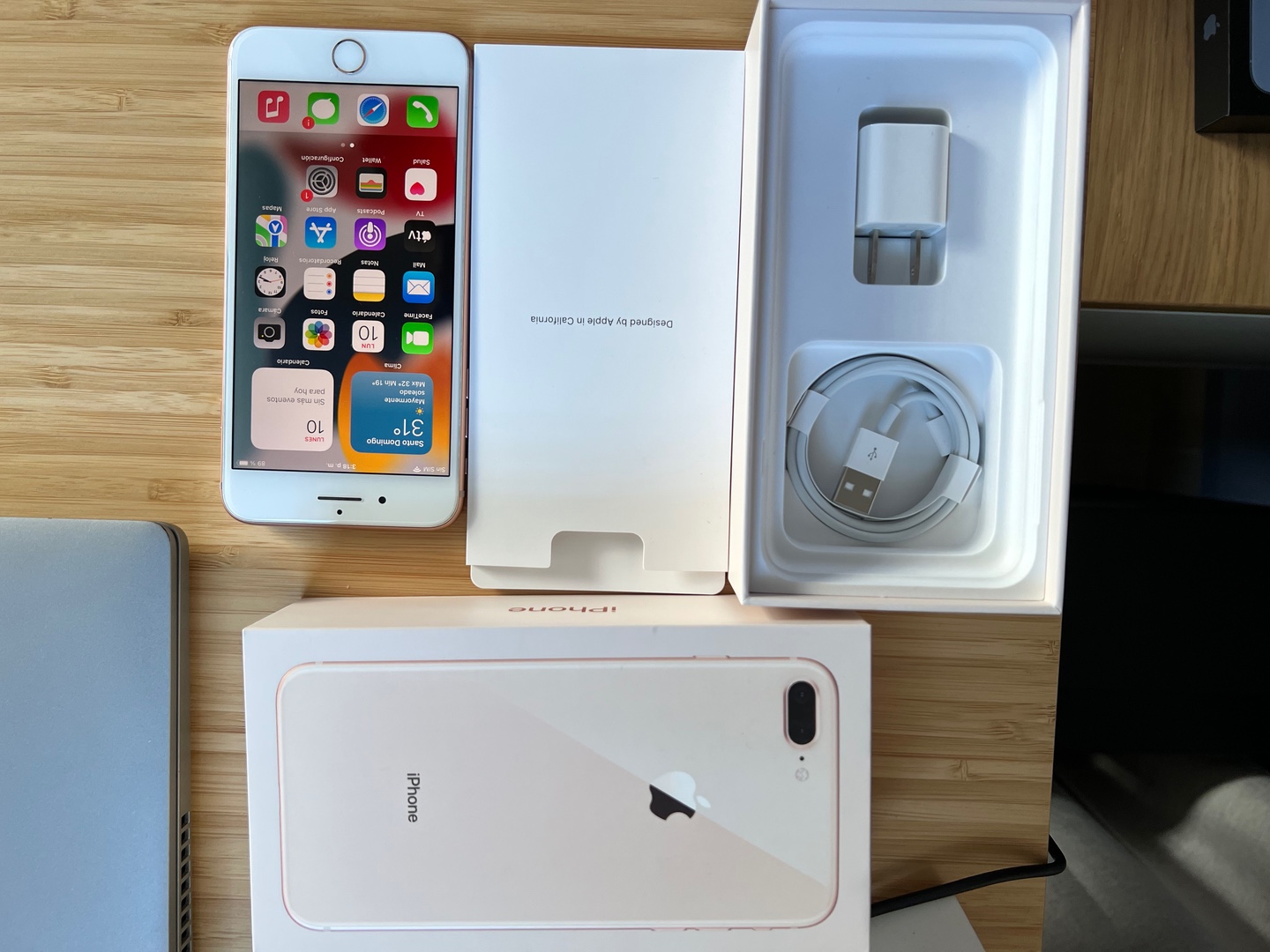 celulares y tabletas - iPhone 8 Plus 64GB Factory Unlocked
