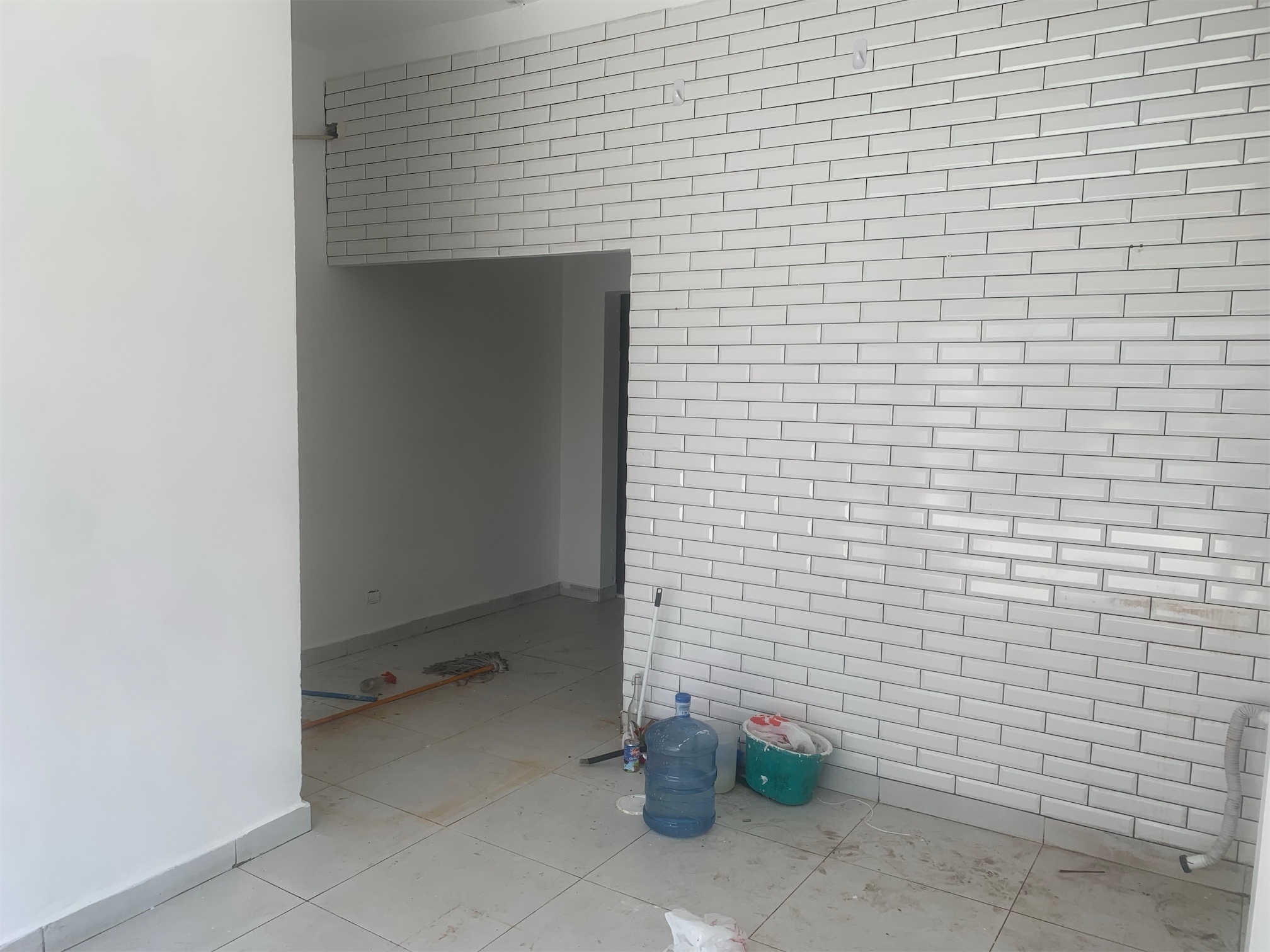 oficinas y locales comerciales - Local con terraza céntrico Prados 3