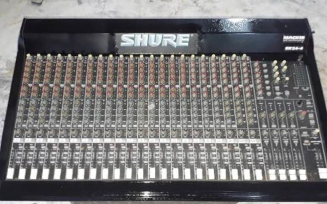 otros electronicos - Consola Mixer Mackie SR 24x4-VLZ Pro 