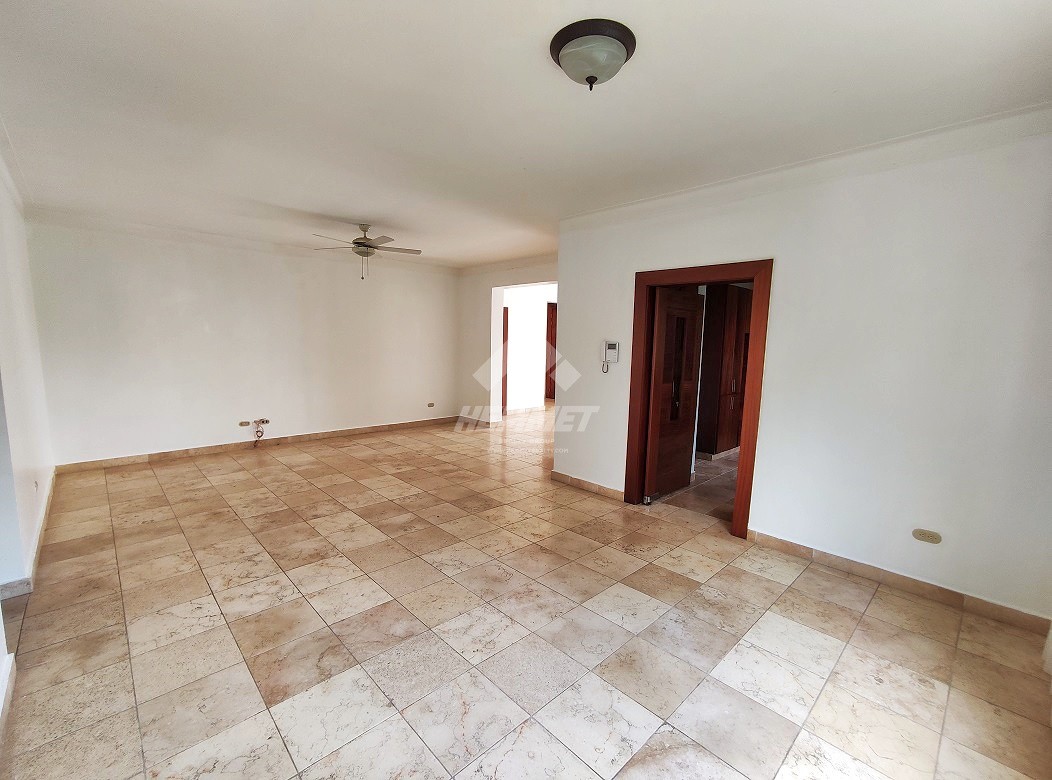 apartamentos - TORRE 285MTS2 Y 3 PARQUEOS FRENTE AL HOTEL GRAN ALMIRANTE SANTIAGO  3