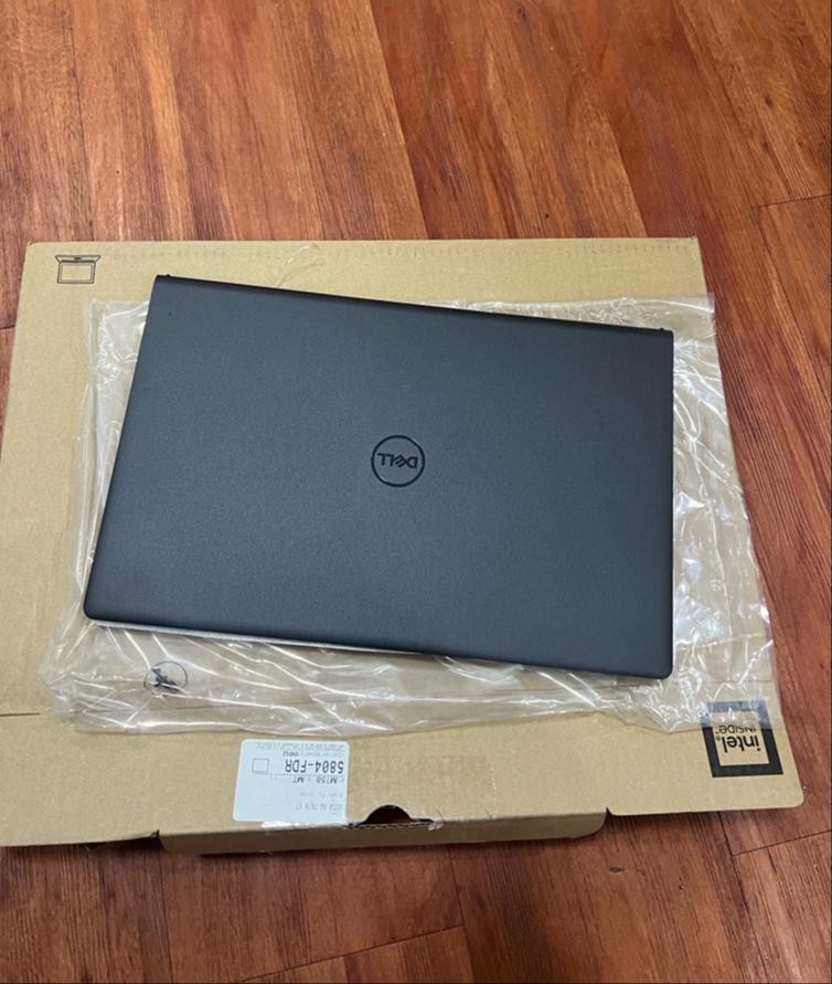 celulares y tabletas - Laptop Dell Inspiron 3000 15 Pulgadas 