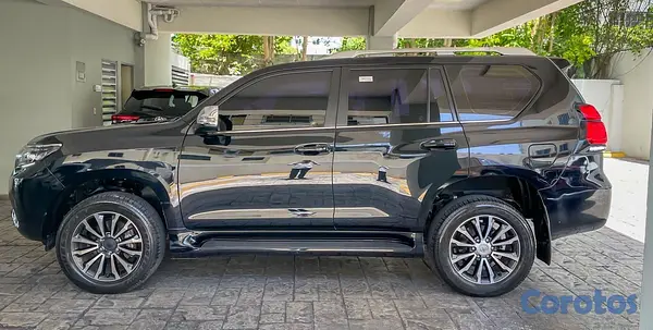 jeepetas y camionetas - Toyota Land Cruiser VXL 2024 4
