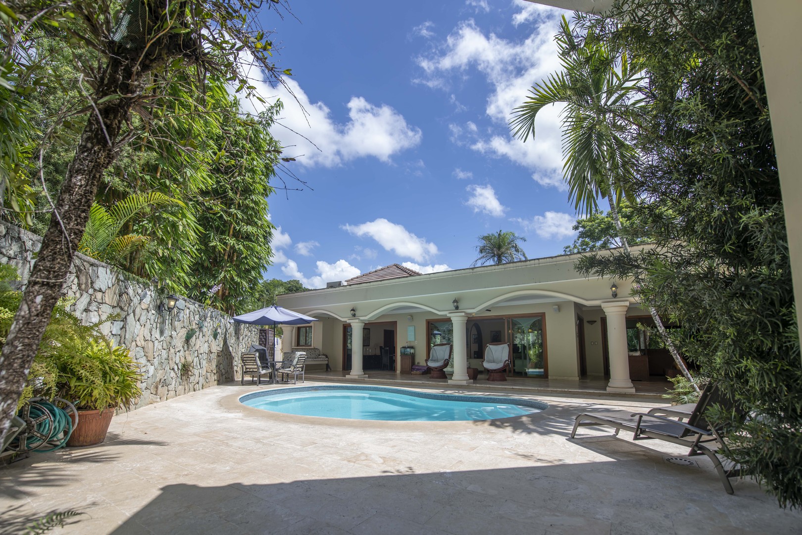 casas - Cuesta Hermosa ll mansion de 5 habitaciones con piscina  5