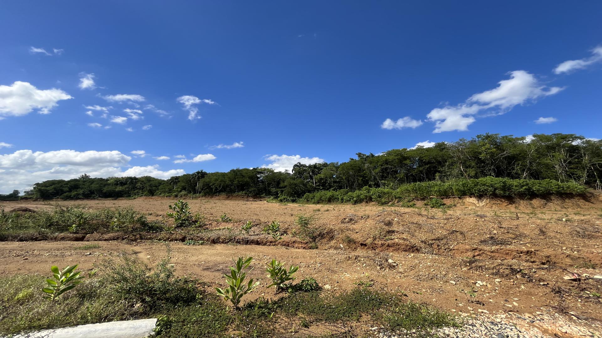 solares y terrenos - Terreno en Venta en Santo Domingo 7