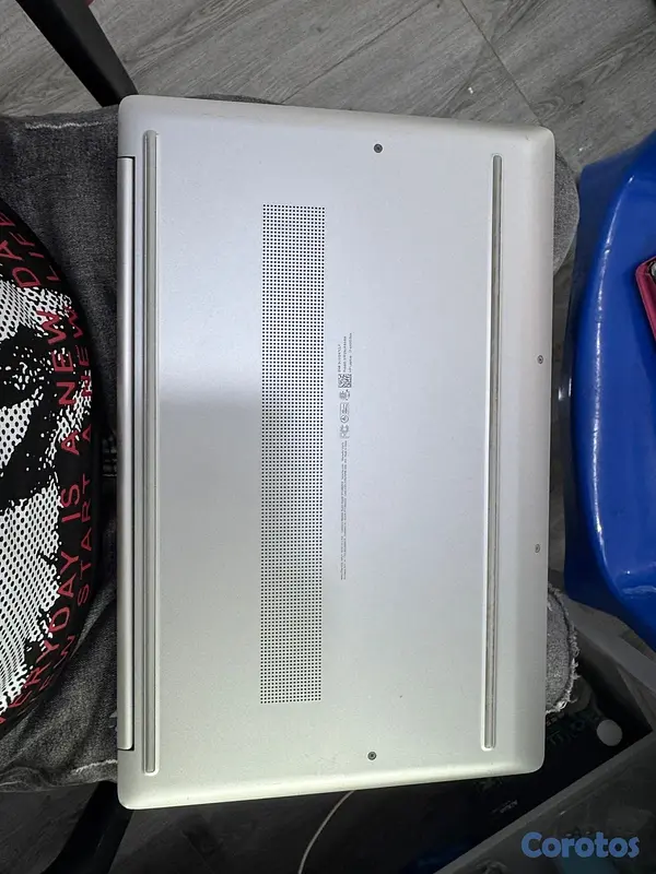 computadoras y laptops - Laptop negociable  3