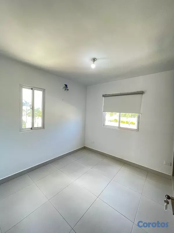 apartamentos - Se renta apartamento sin muebles  de 2 habitaciones en Crisfer Punta cana  6