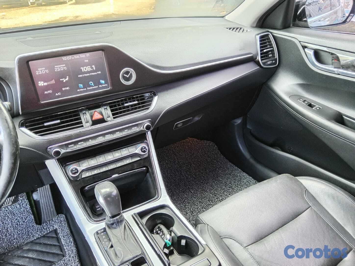 carros - HYUNDAI GRANDEUR 2018 NEGRO 9