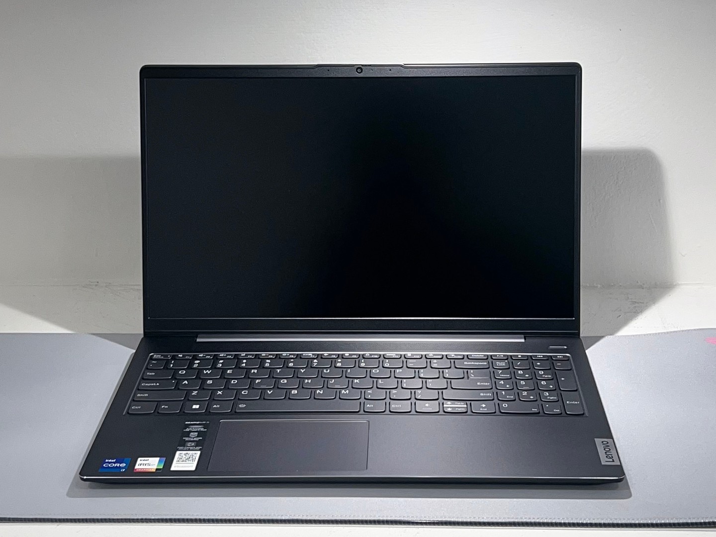 computadoras y laptops - Laptop Lenovo IdeaPad 5 15IIL05 81YK006XUS / i7-1065G7 / 12 GB DDR4-SDRAM / 512G 0