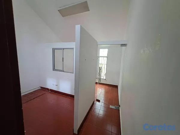 casas - 🔵Alquilo Casa  para oficina 2 niveles en arroyo ho 4