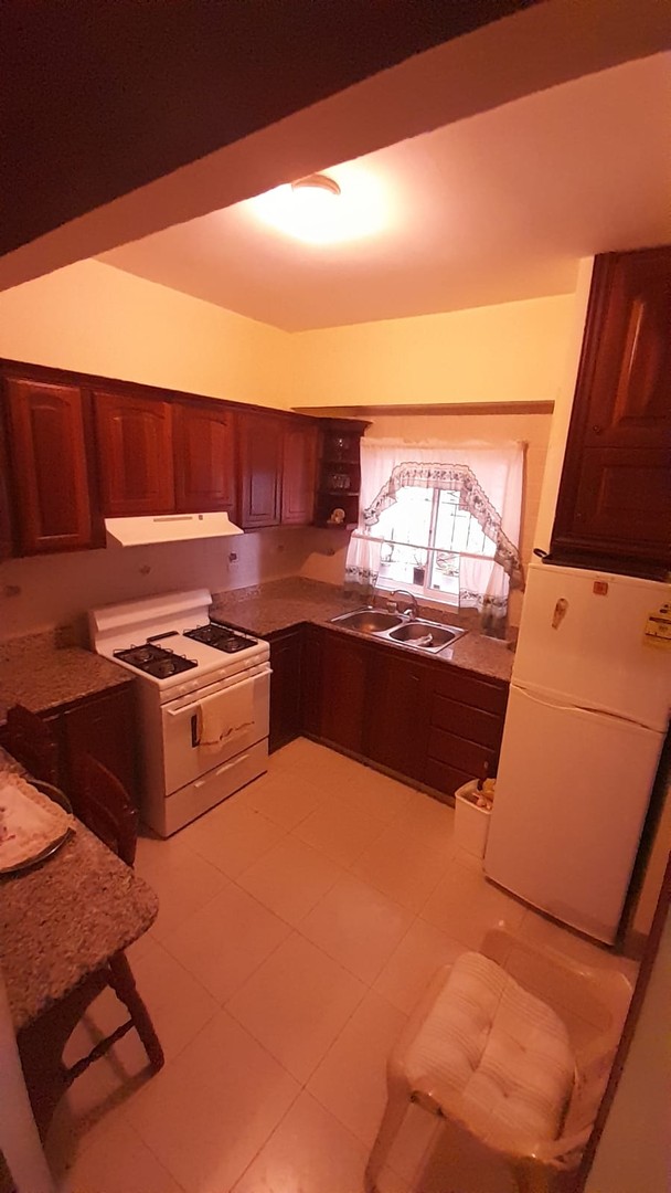 apartamentos - VENDO Apartamento en Evaristo Morales.
3er nivel. 5