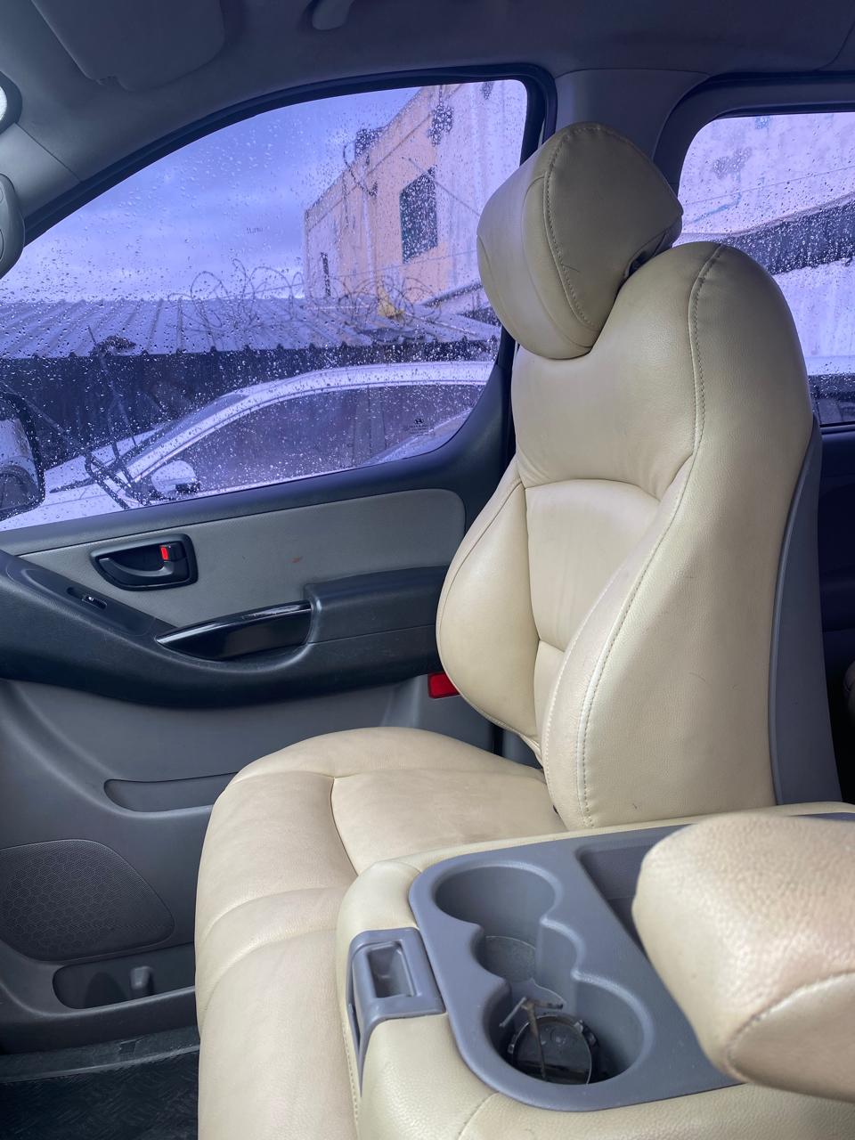 jeepetas y camionetas - HYUNDAI STAREX 2017 BLANCA DESDE: RD$ 1,220.000.00 2