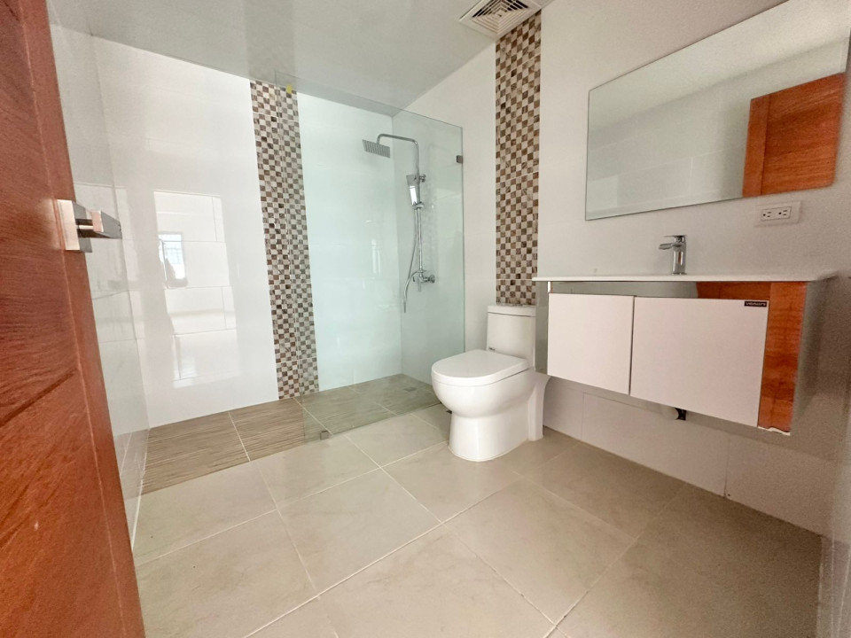 apartamentos - Apartamento de 3 Habitaciones en venta en Renacimiento, Sto.Dgo 8