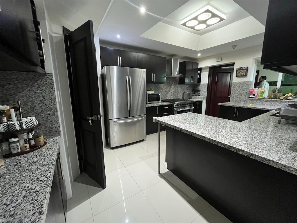 apartamentos - La Esperilla 304m2 3 habitaciones 3.5 banos vista al mar