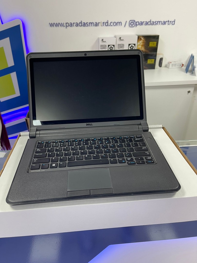 computadoras y laptops - Laptop Dell Latitude 3340 Intel core i3-4005