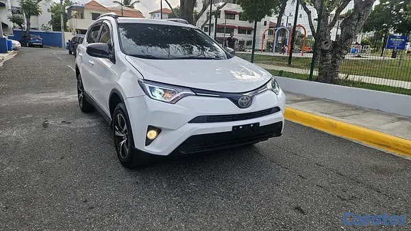 jeepetas y camionetas - Toyota rav4 2018 4wd 6