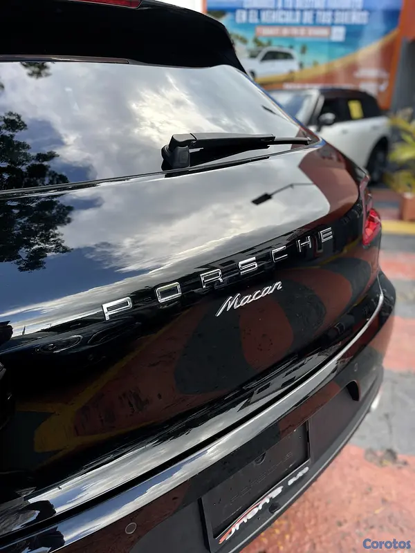 jeepetas y camionetas - Porsche Macan Negro 2017 3